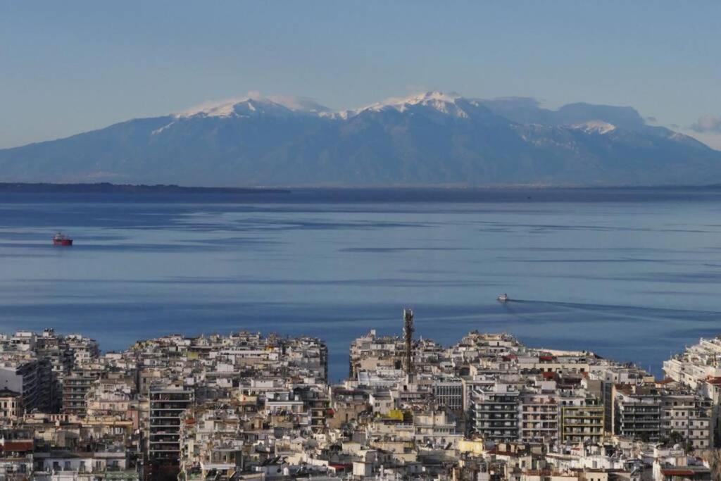 Ano Poli Stay With Private Terrace And View 塞萨洛尼基 外观 照片