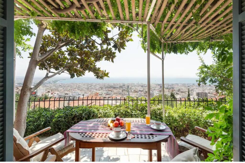 Ano Poli Stay With Private Terrace And View 塞萨洛尼基 外观 照片