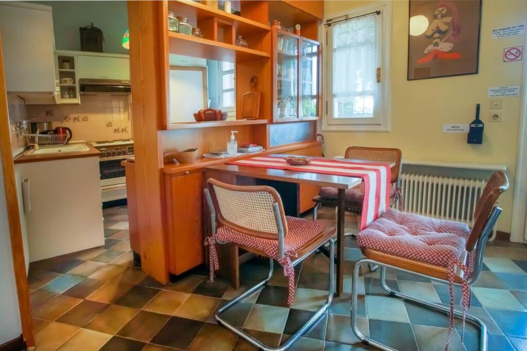 Ano Poli Stay With Private Terrace And View 塞萨洛尼基 外观 照片
